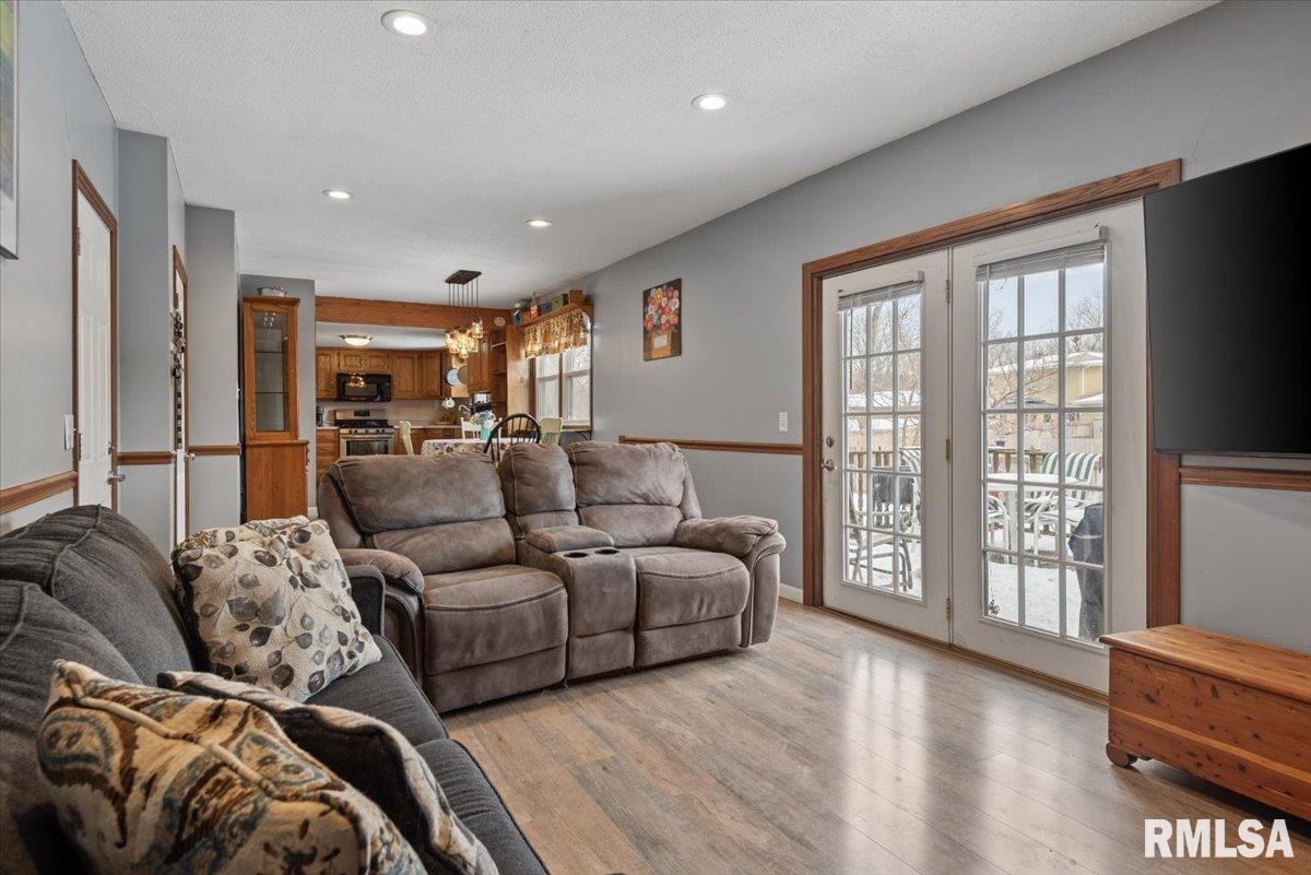 3304 Ellendale Drive Springfield, IL 62704 - Photo 18 of 37