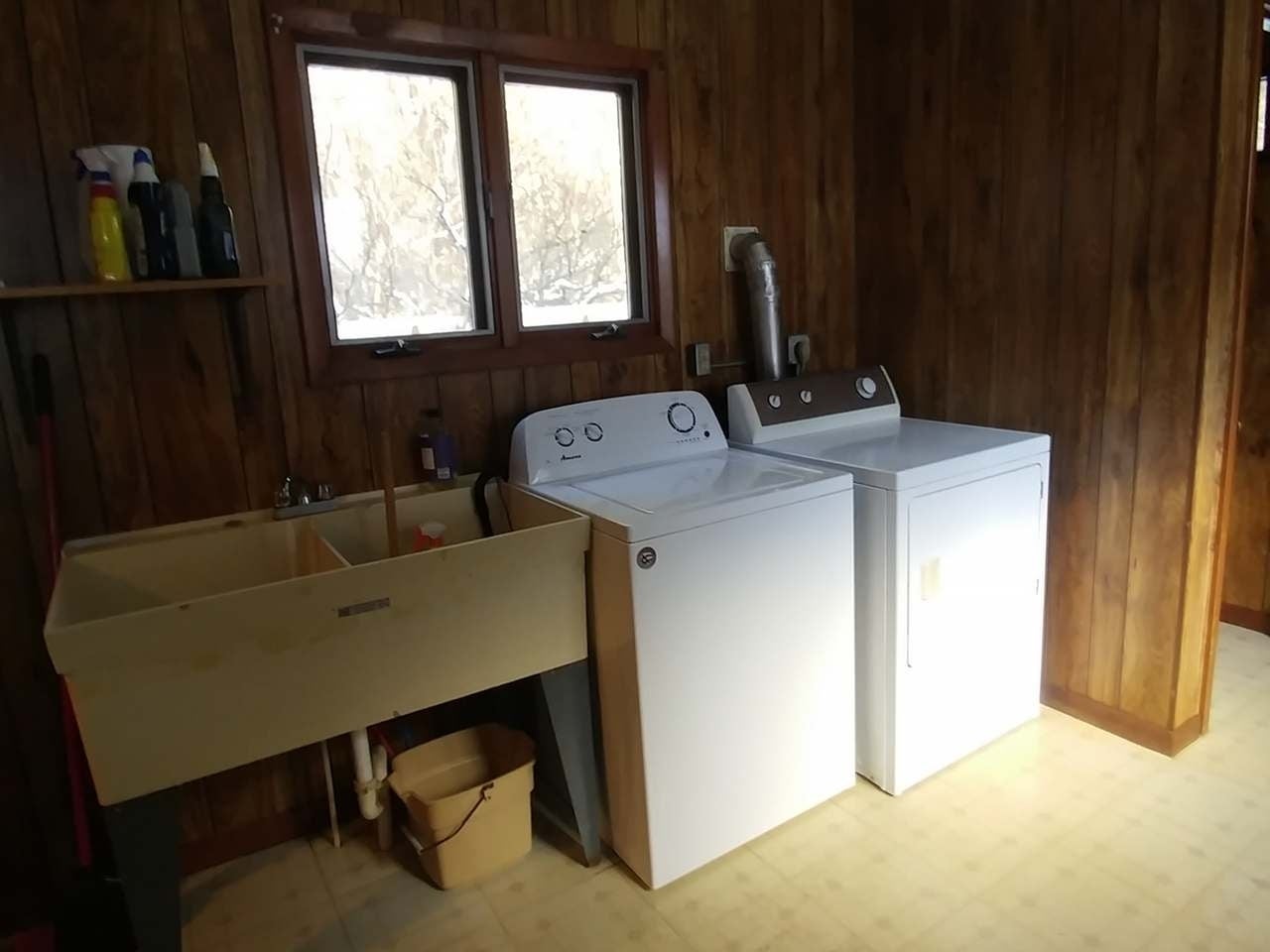 1092 Bloom Road Eagle River, WI 54521 - Photo 18 of 39 Gallery Image 18