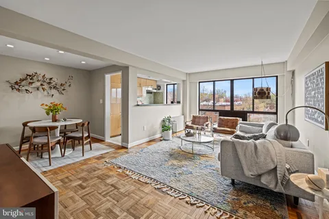 $389,500 | 3901 Tunlaw Road Northwest, Unit 604, Washington, DC 20007