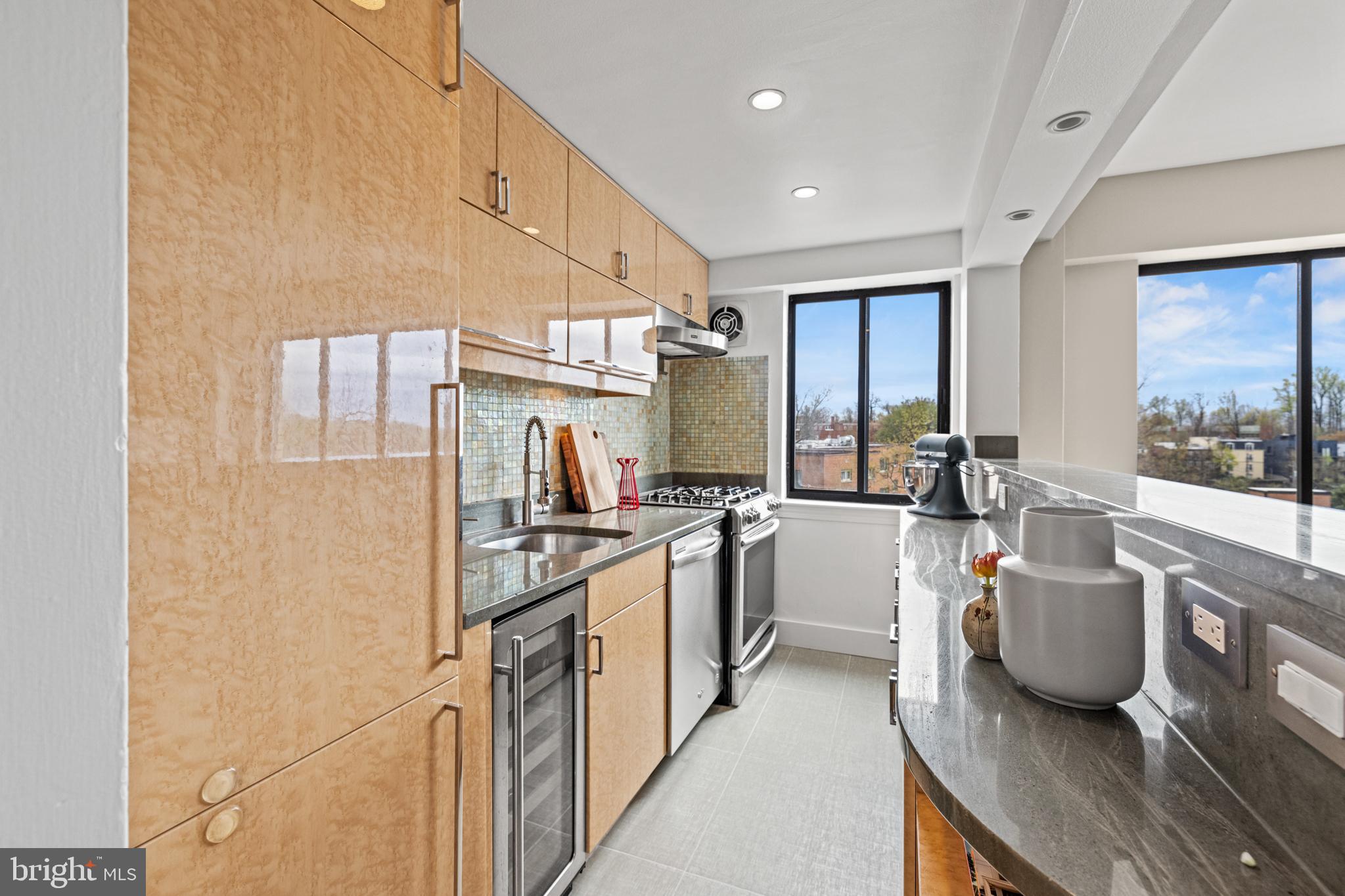 3901 Tunlaw Road Northwest, Unit 604 Washington, DC 20007 - Photo 9 of 32 Gallery Image 9