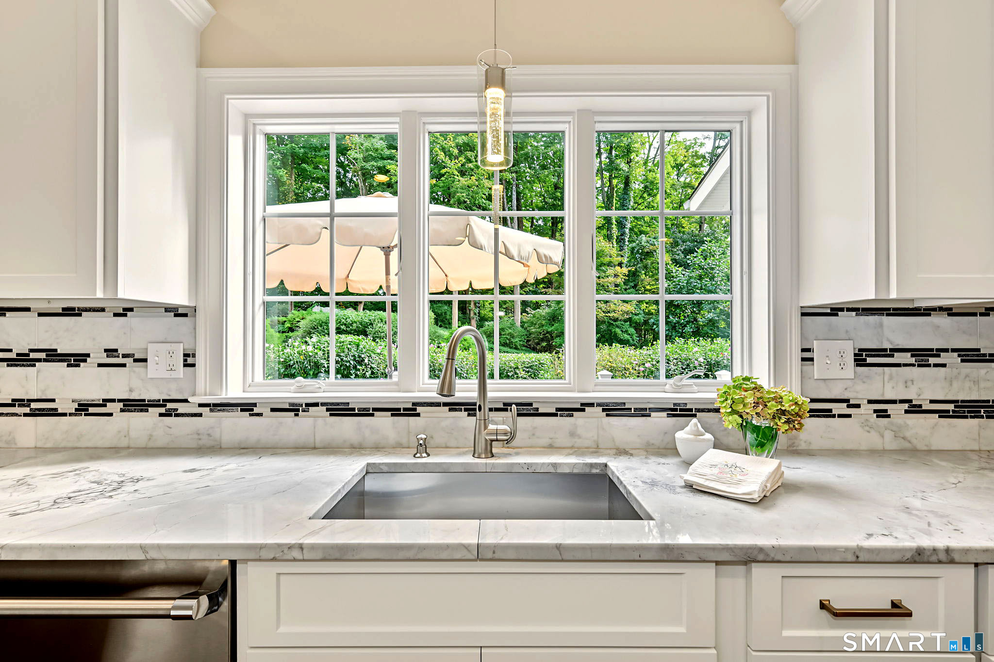 220 Haviland Road Ridgefield, CT 06877 - Photo 14 of 40 Gallery Image 14