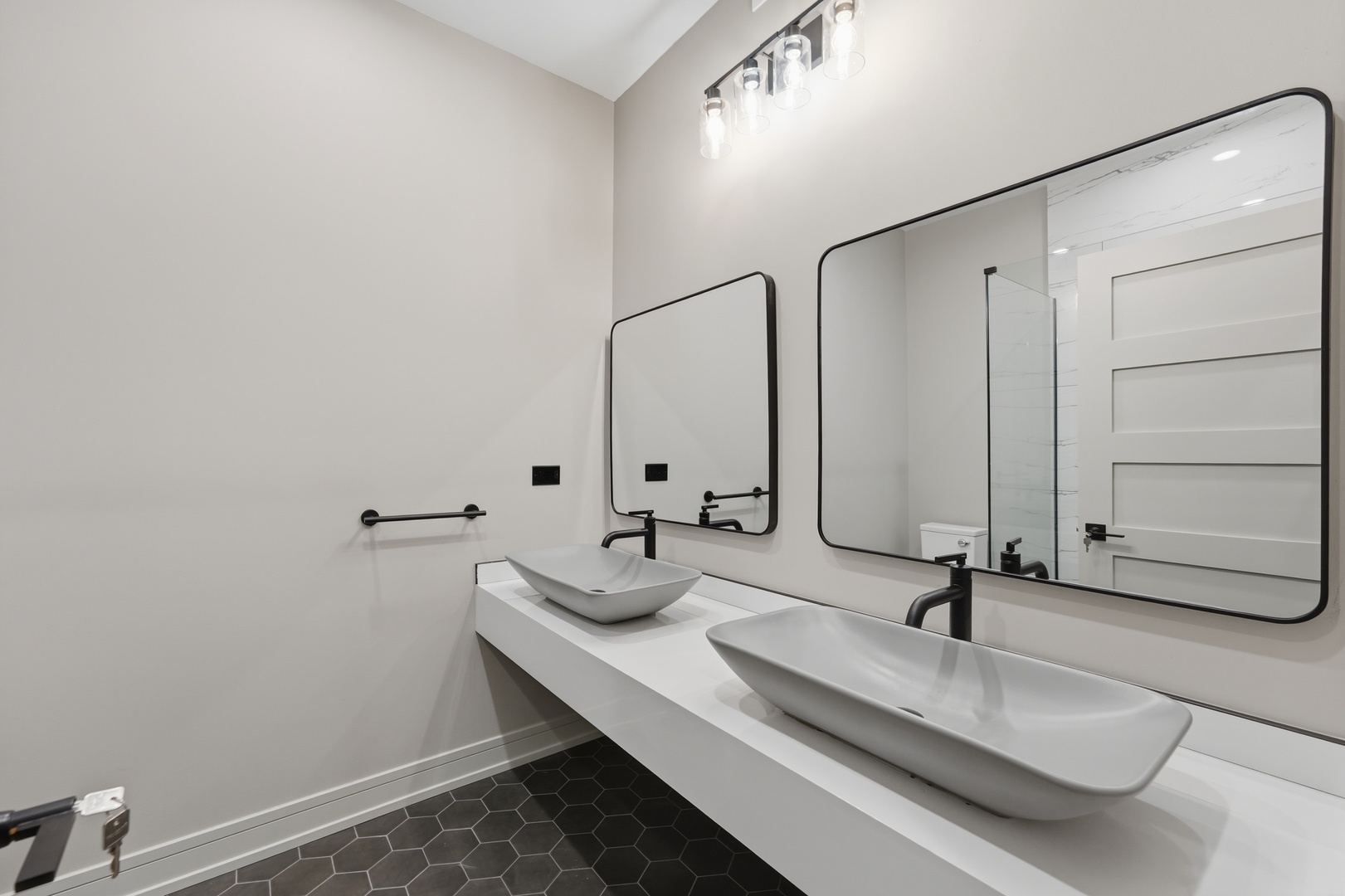 671 West Lake Cook Road Palatine, IL 60074 - Photo 22 of 47 Gallery Image 22