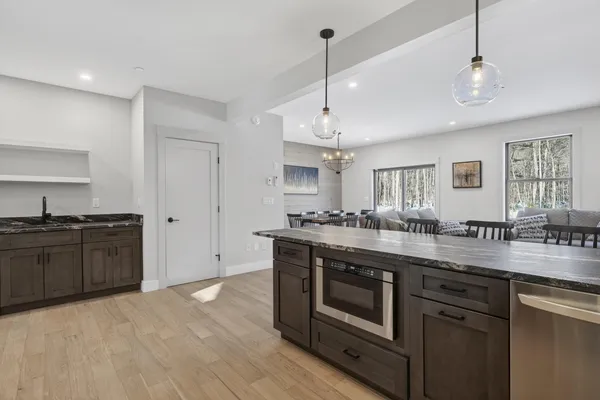 $699,000 | 12 Lodgepole Lane, Unit 12, Newry, ME 04261