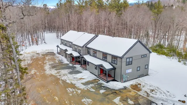 $699,000 | 12 Lodgepole Lane, Unit 12, Newry, ME 04261