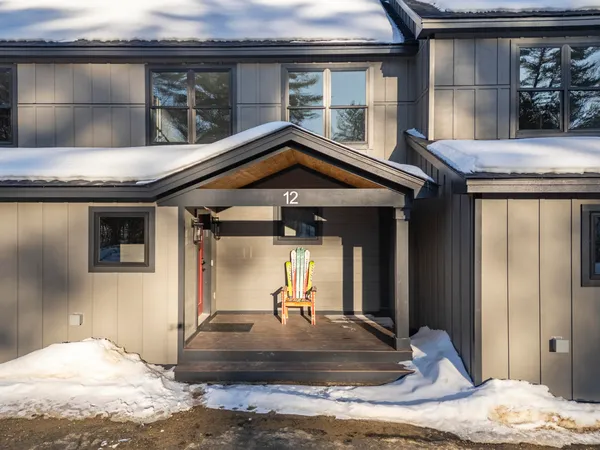 $699,000 | 12 Lodgepole Lane, Unit 12, Newry, ME 04261