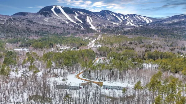 $699,000 | 12 Lodgepole Lane, Unit 12, Newry, ME 04261
