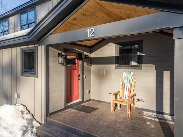 $699,000 | 12 Lodgepole Lane, Unit 12, Newry, ME 04261