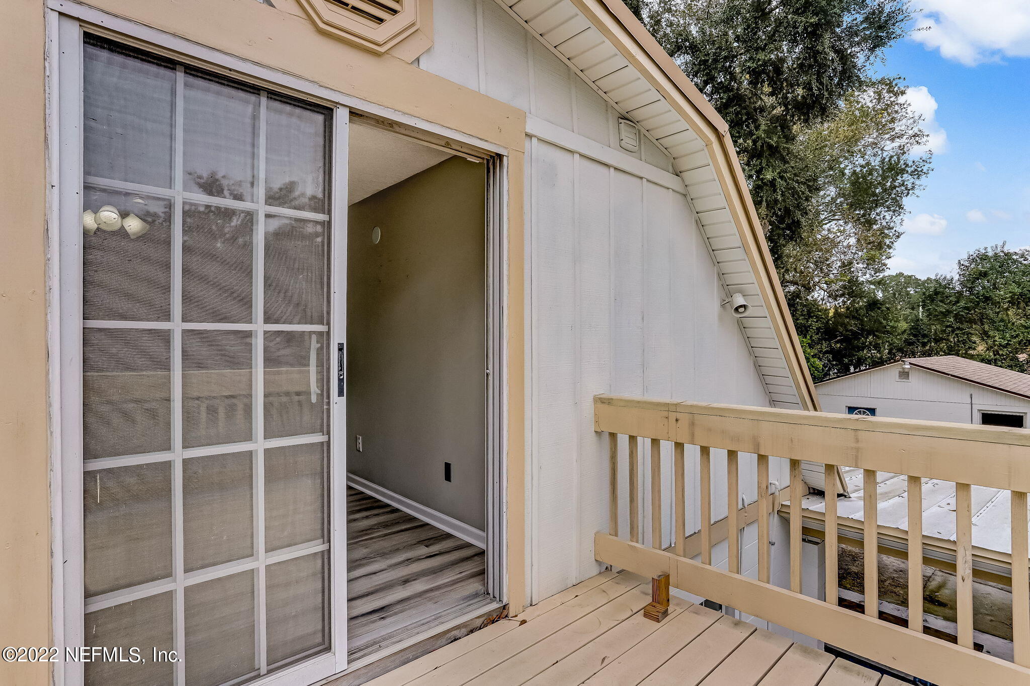 5213 Bedford Road Jacksonville, FL 32207 - Photo 41 of 63 balcony