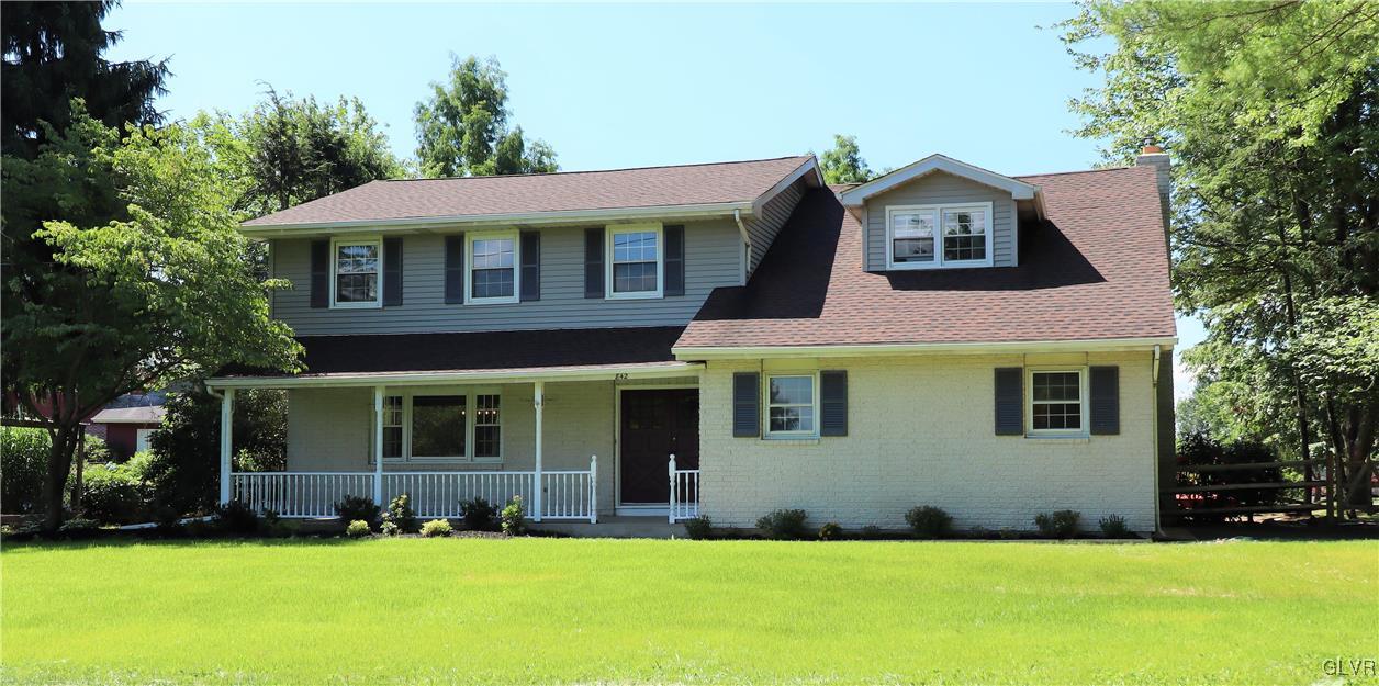 3842 Oakland Road Bethlehem, PA 18020 - Photo 1 of 40 Gallery Image 1