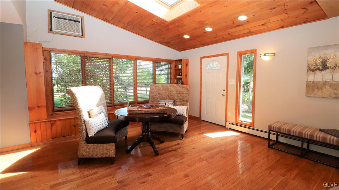 3842 Oakland Road Bethlehem, PA 18020 - Photo 14 of 40 Gallery Image 14