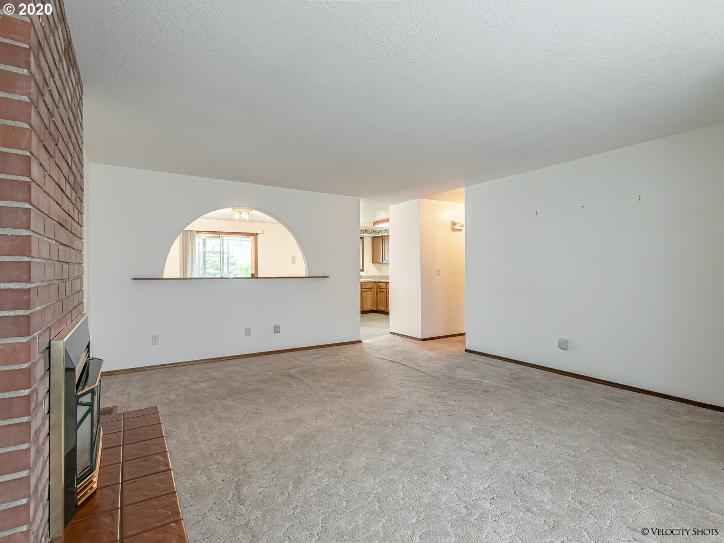 36685 Yocum Loop Sandy, OR 97055 - Photo 6 of 32 Gallery Image 6