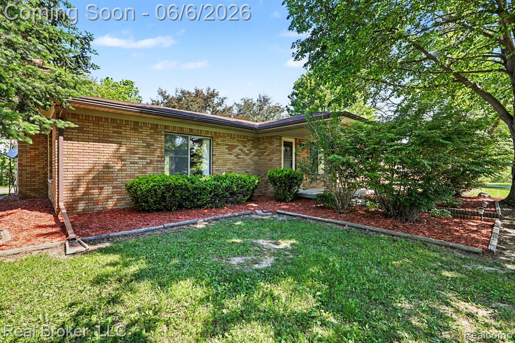 7860 Rynn Road Avoca, MI 48006 - Photo 23 of 33