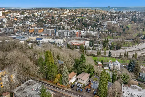 $999,900 | 1312 15th Avenue South, Seattle, WA 98144