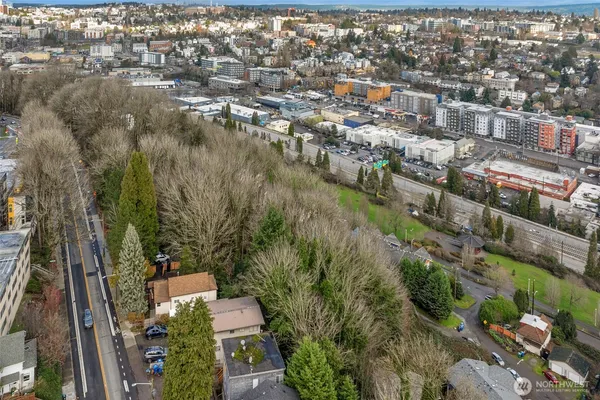 $999,900 | 1312 15th Avenue South, Seattle, WA 98144