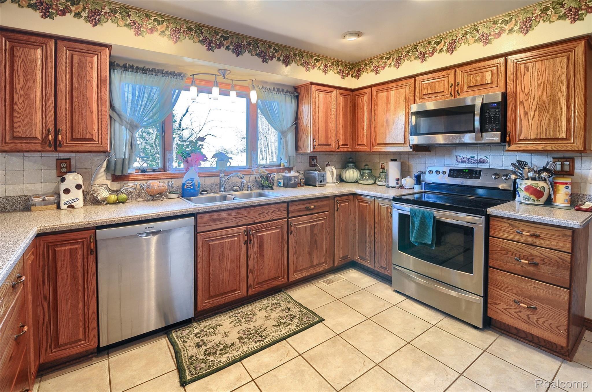 3679 Daley Road Attica, MI 48412 - Photo 7 of 74 DSC_7967-HDR(5).jpg