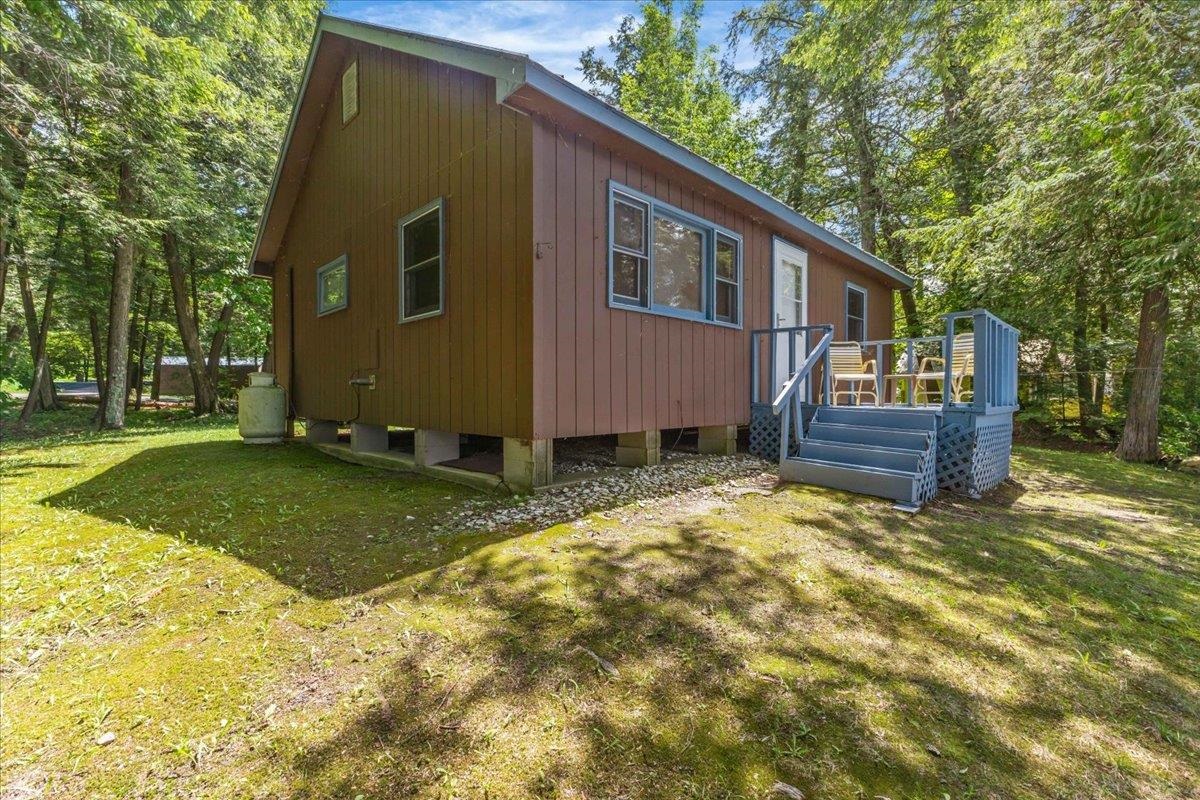306 Hammond Shore Road Franklin, VT 05457 - Photo 8 of 57