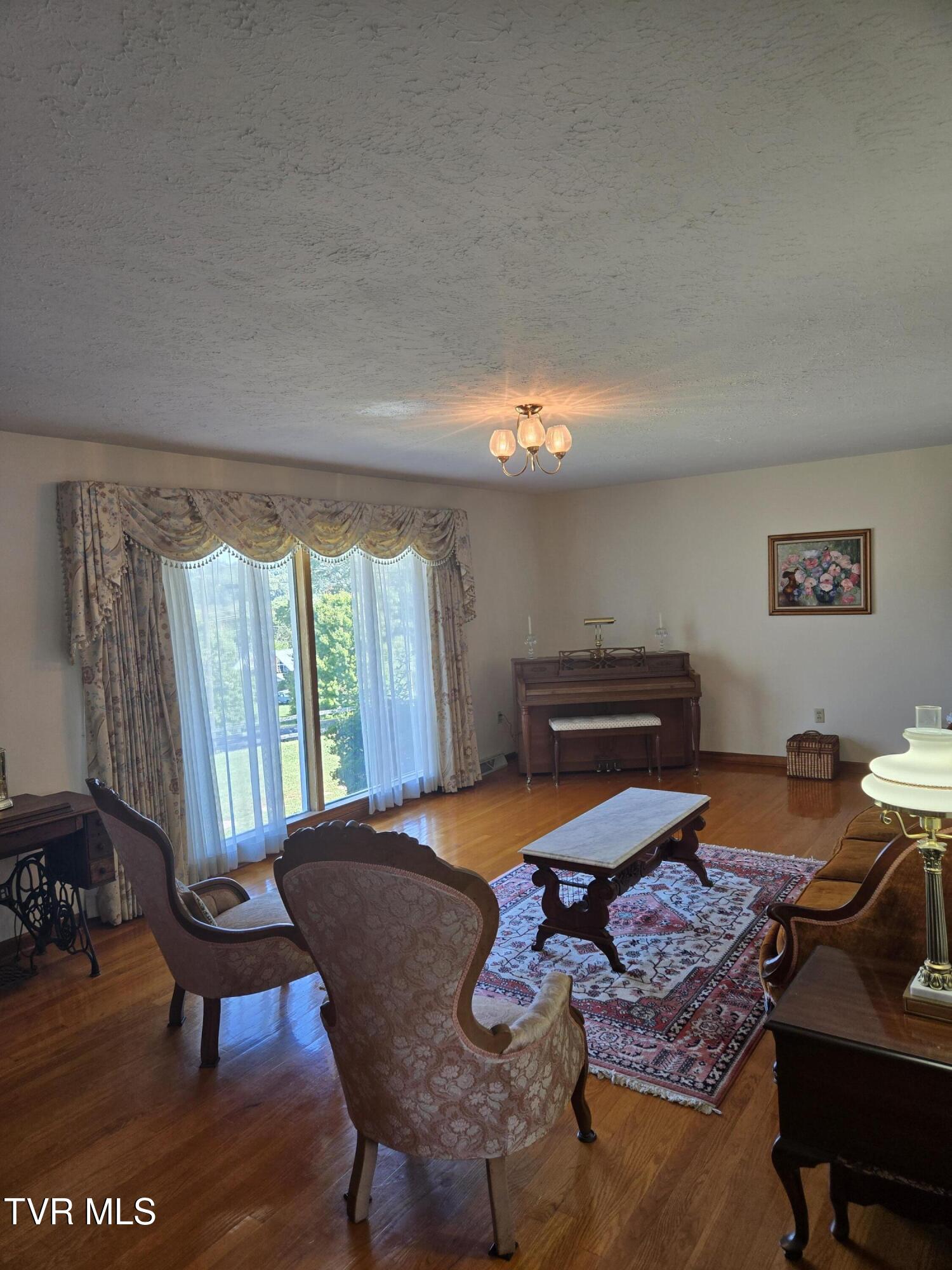 720 North Mohawk Drive Erwin, TN 37650 - Photo 12 of 39 20250920_120915