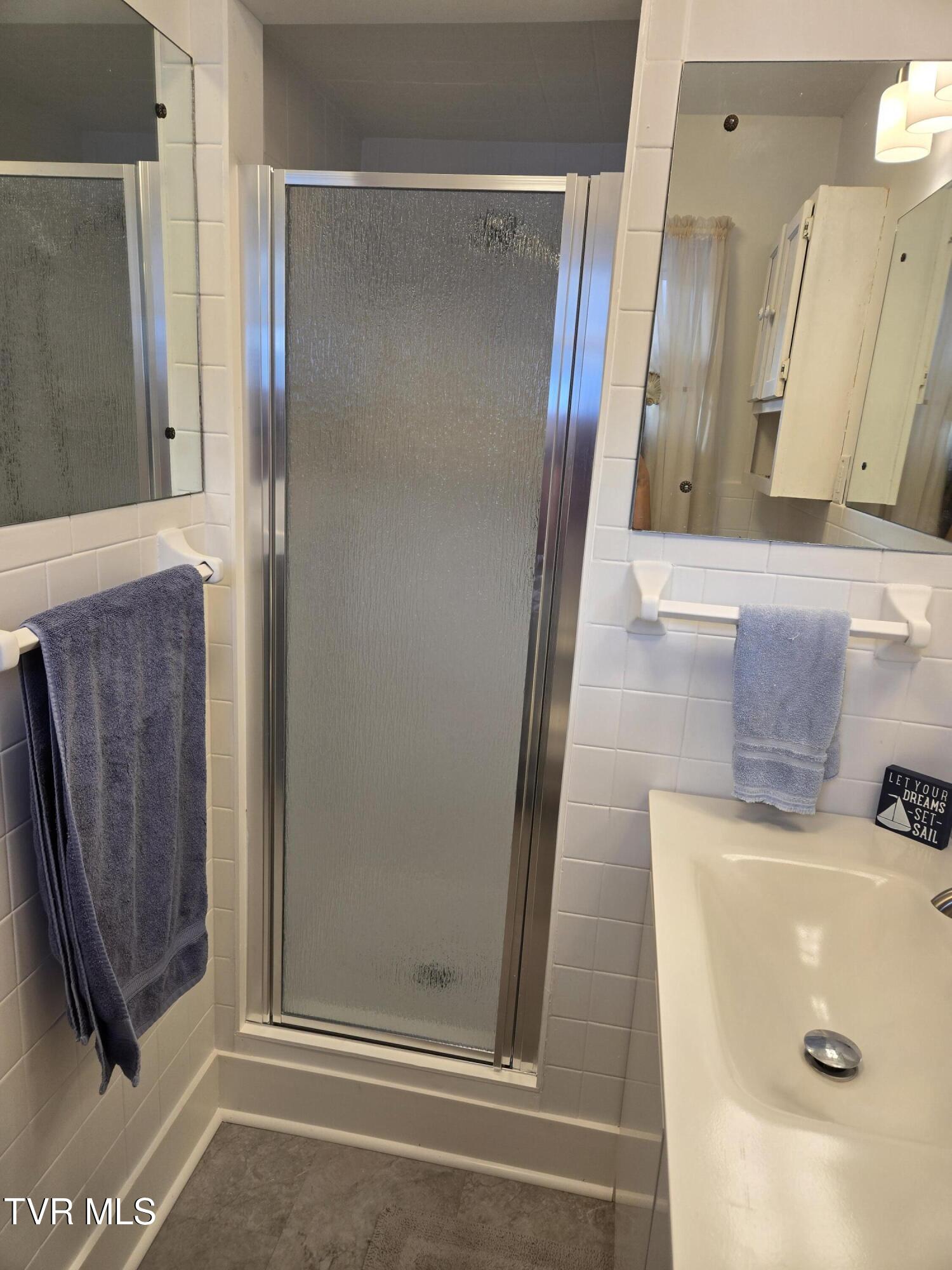 720 North Mohawk Drive Erwin, TN 37650 - Photo 25 of 39 20251108_154138