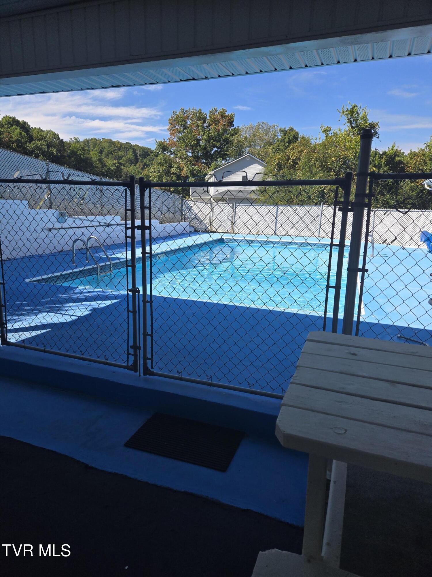 720 North Mohawk Drive Erwin, TN 37650 - Photo 3 of 39 20250920_105548