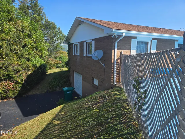 $450,000 | 720 North Mohawk Drive, Erwin, TN 37650