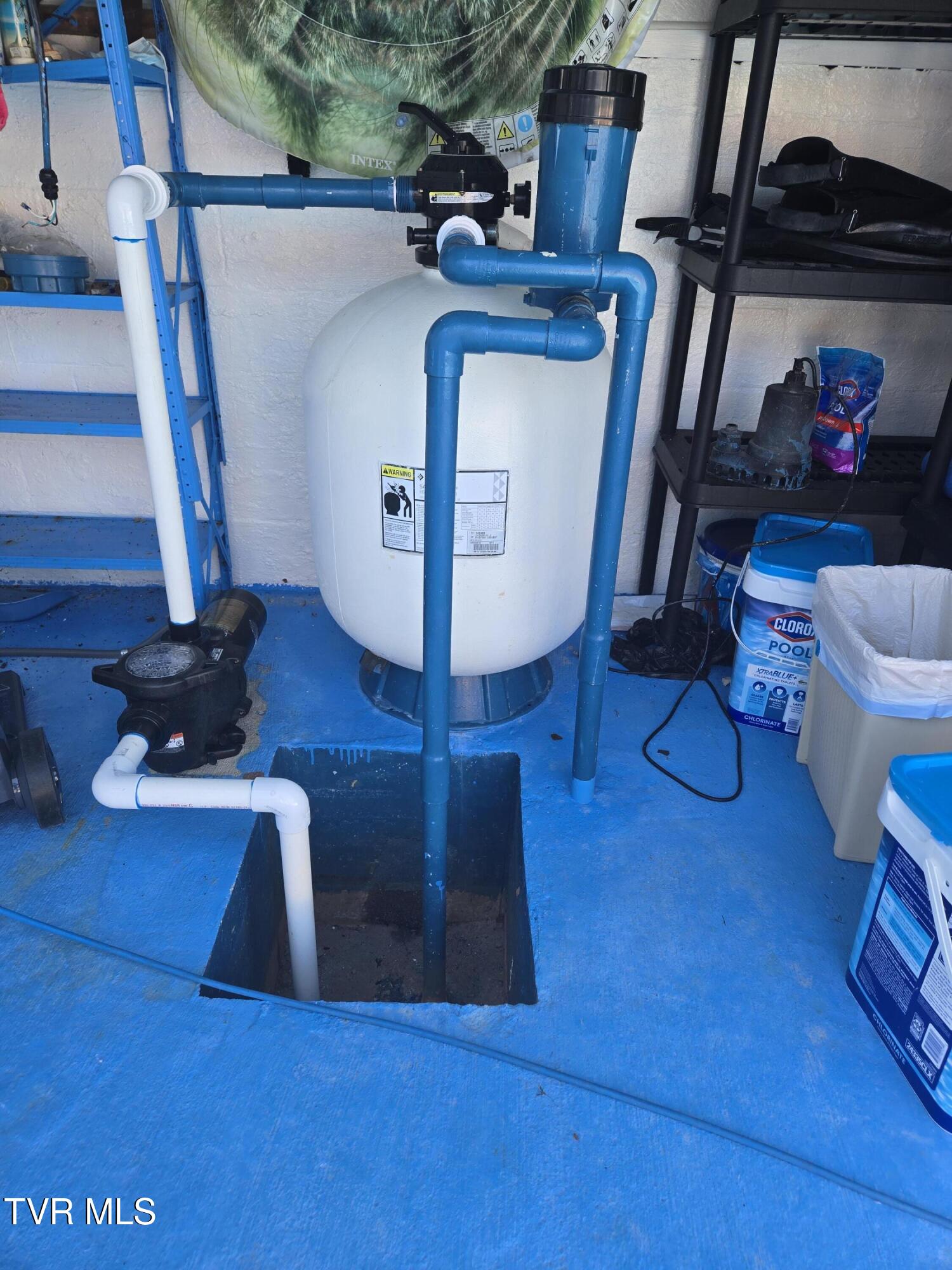 720 North Mohawk Drive Erwin, TN 37650 - Photo 39 of 39 20250920_105807