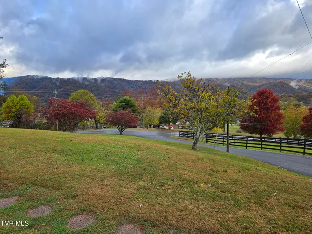 $450,000 | 720 North Mohawk Drive, Erwin, TN 37650