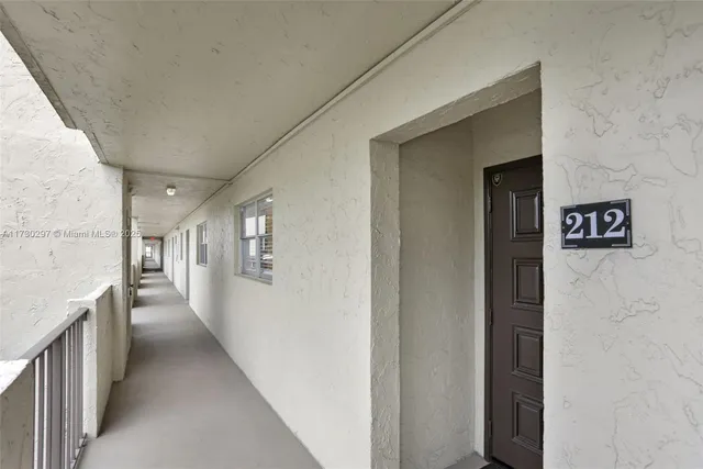 $168,900 | 6080 Northwest 44th Street, Unit 212, Lauderhill, FL 33319