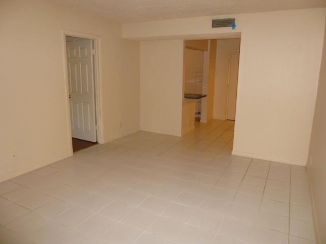 450 Northwest 20th Street, Unit 1090 Boca Raton, FL 33431 - Photo 15 of 19 P1120337