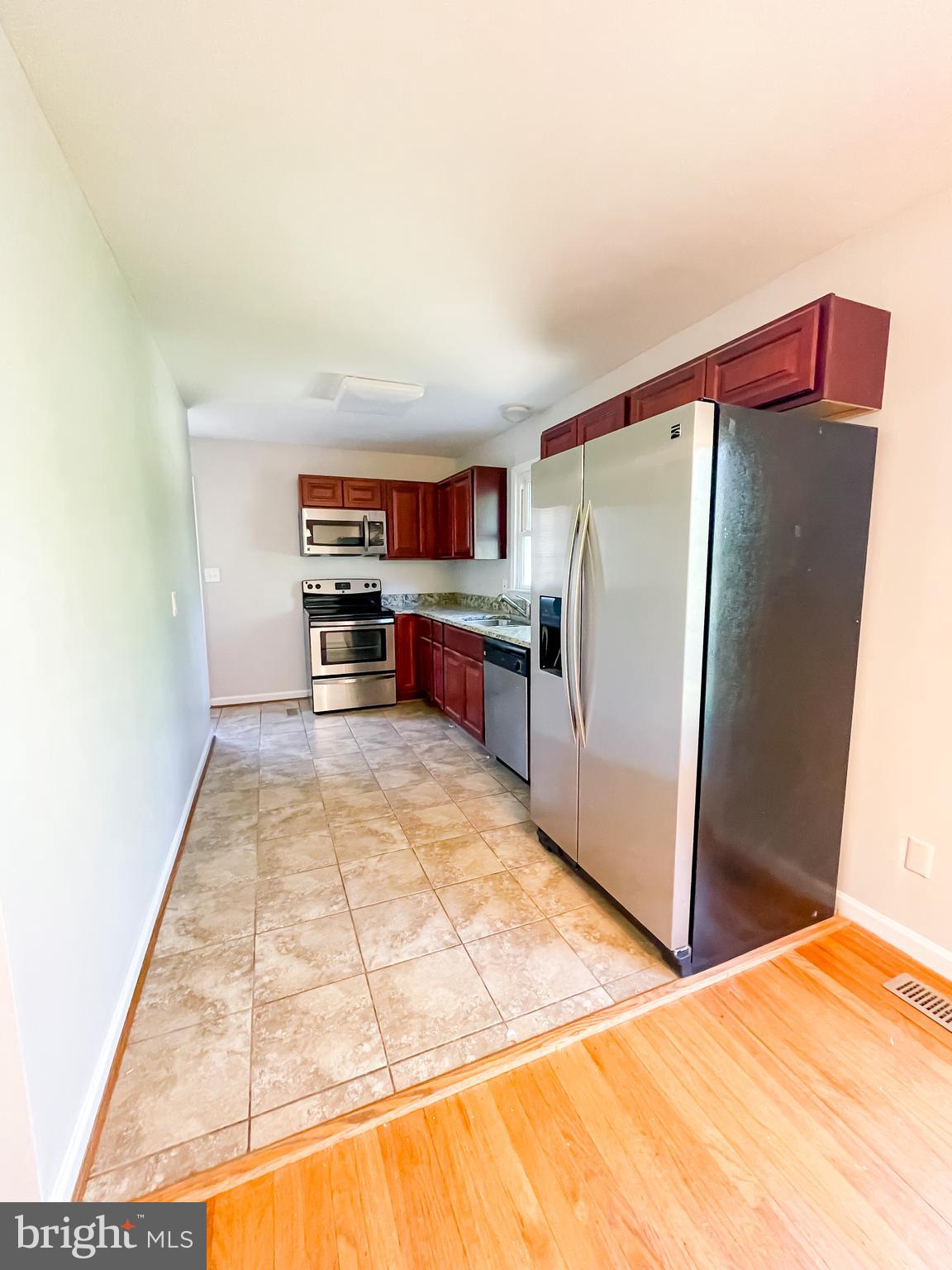 118 Sandy Ridge Road Fredericksburg, VA 22405 - Photo 5 of 21 Gallery Image 5