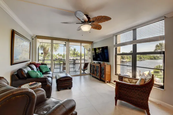 $6,000 | 19 Royal Palm Way, Unit 205, Boca Raton, FL 33432