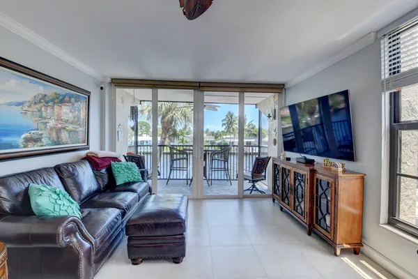 $6,000 | 19 Royal Palm Way, Unit 205, Boca Raton, FL 33432