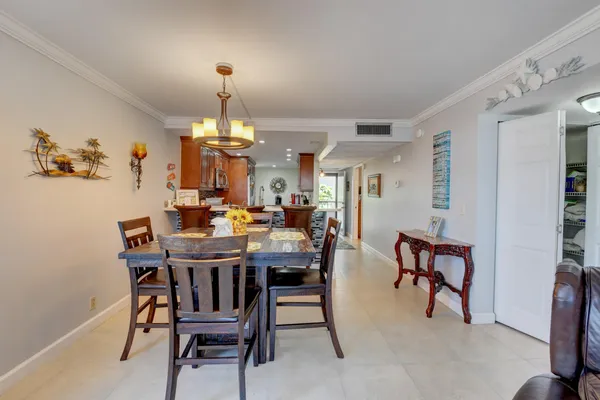 $6,000 | 19 Royal Palm Way, Unit 205, Boca Raton, FL 33432