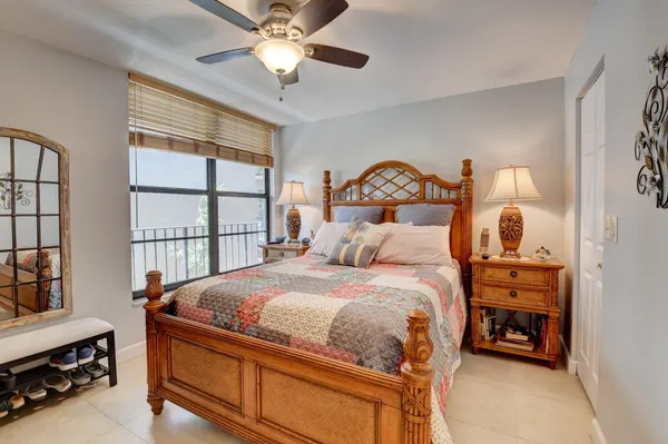 $6,000 | 19 Royal Palm Way, Unit 205, Boca Raton, FL 33432