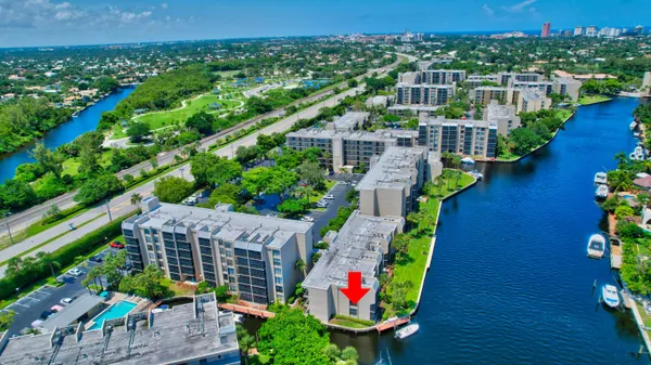 $6,000 | 19 Royal Palm Way, Unit 205, Boca Raton, FL 33432