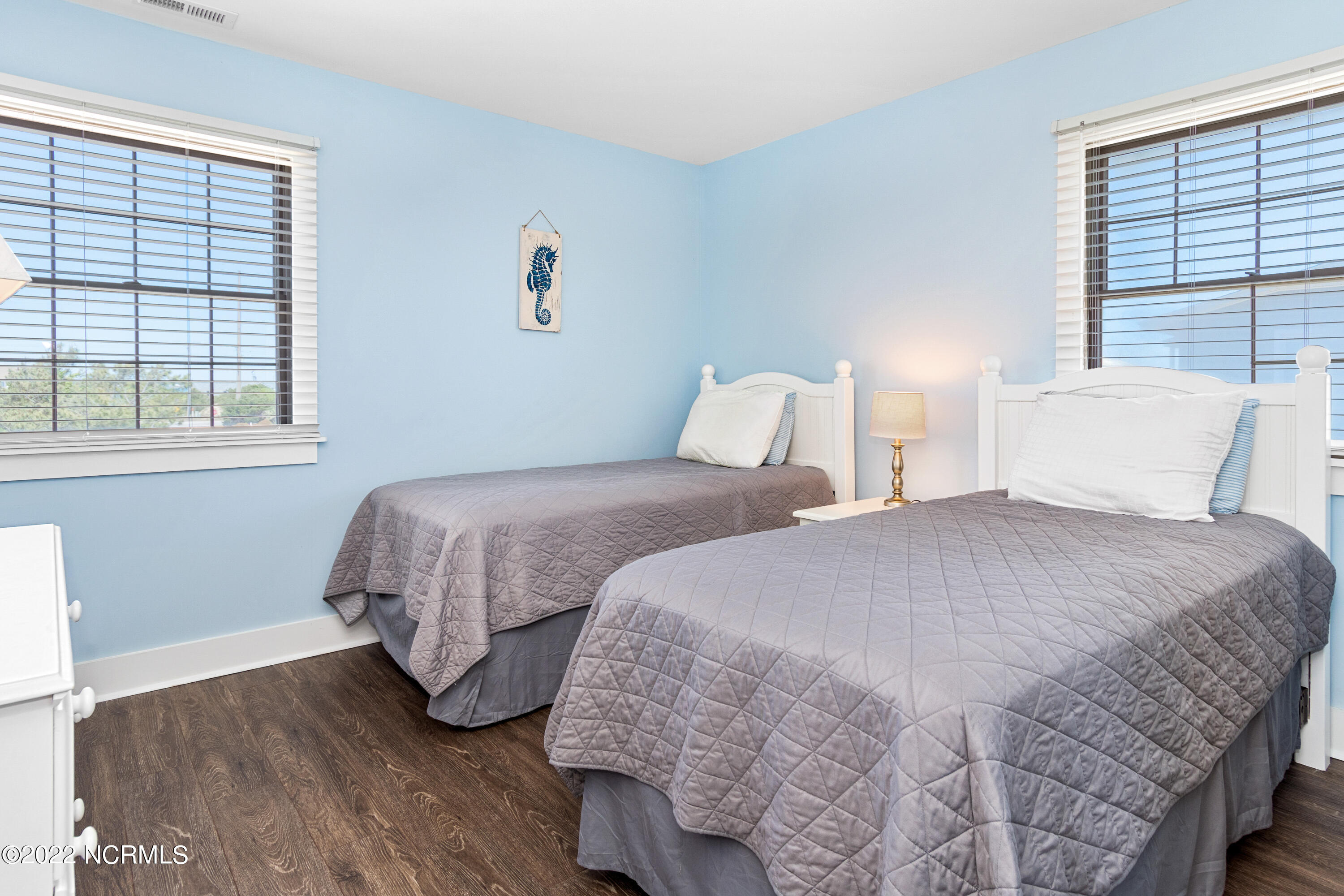 2501 Ocean Drive, Unit 1A3 Emerald Isle, NC 28594 - Photo 23 of 38 2501 Ocean Dr