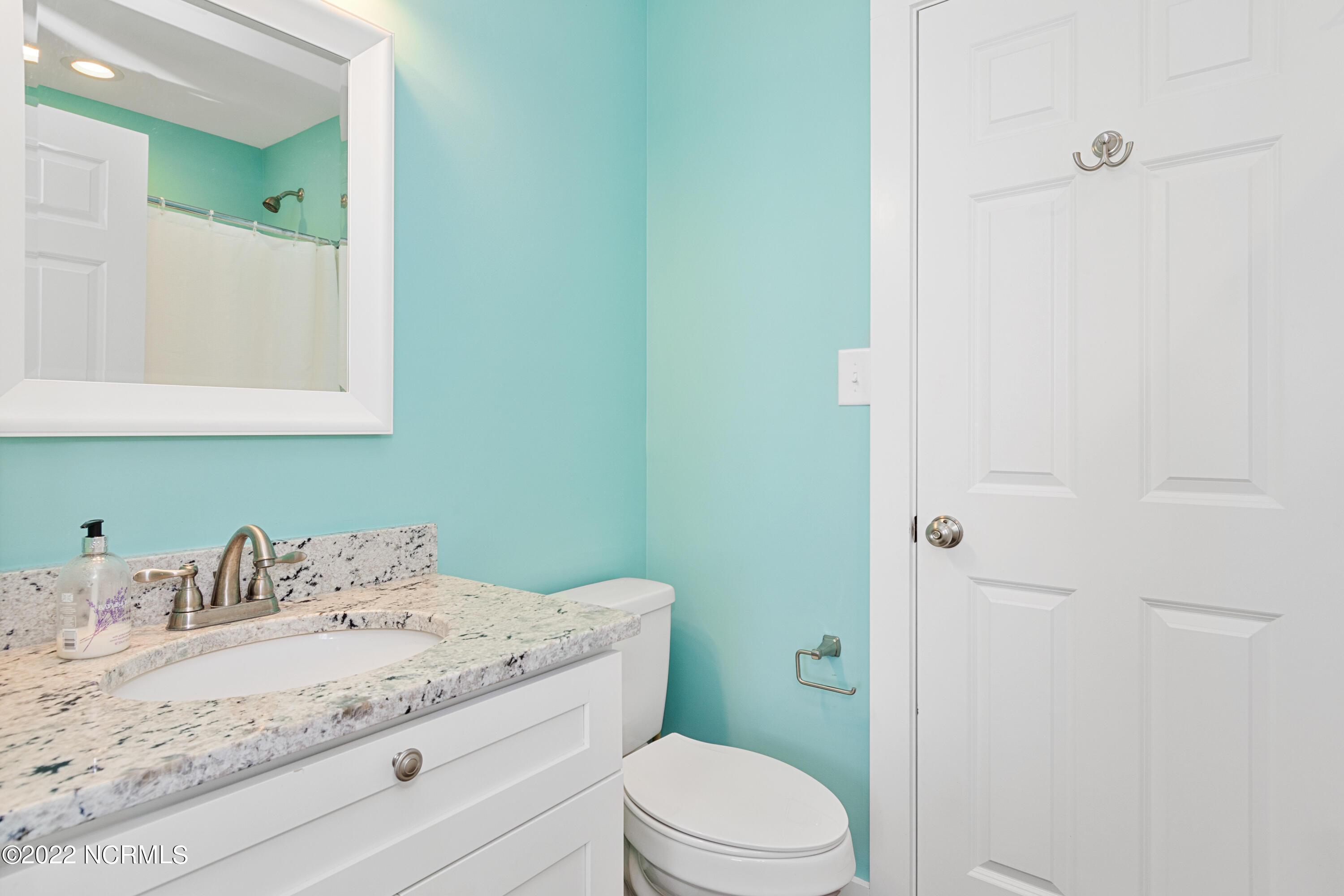 2501 Ocean Drive, Unit 1A3 Emerald Isle, NC 28594 - Photo 27 of 38 2501 Ocean Dr