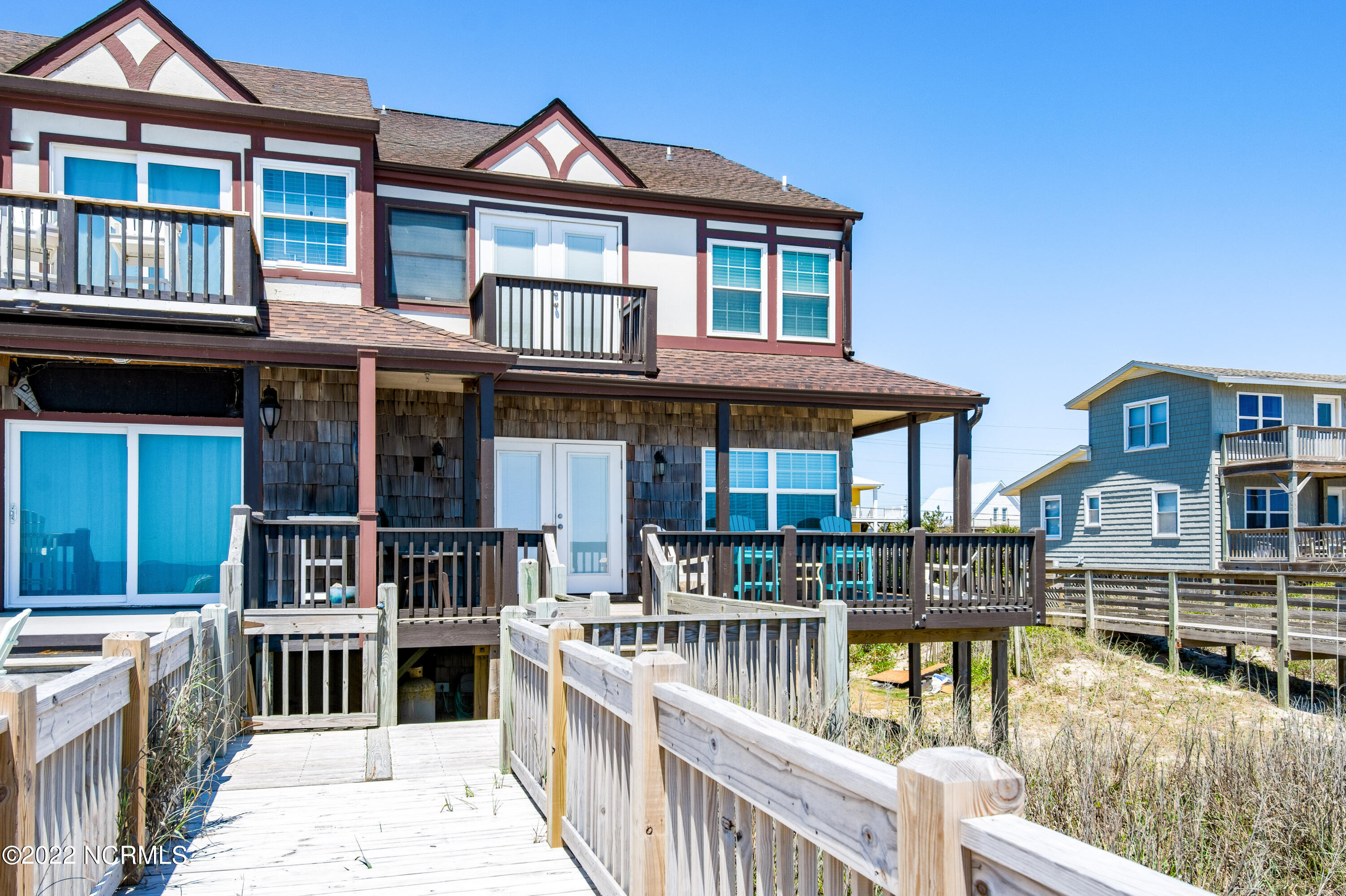 2501 Ocean Drive, Unit 1A3 Emerald Isle, NC 28594 - Photo 7 of 38 2501 Ocean Dr
