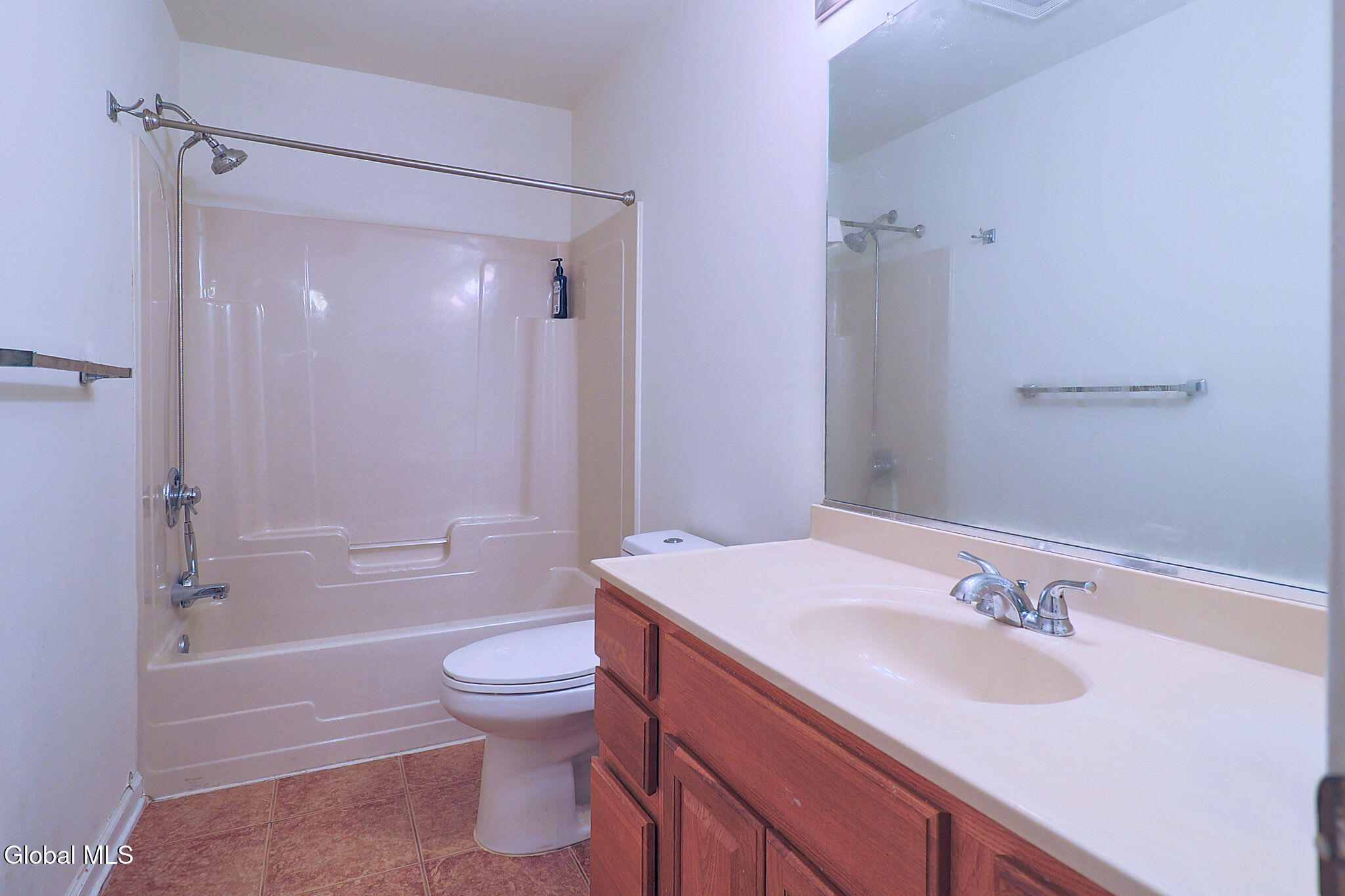 19 Elm Street Cohoes, NY 12047 - Photo 12 of 18 19ElmSt-09