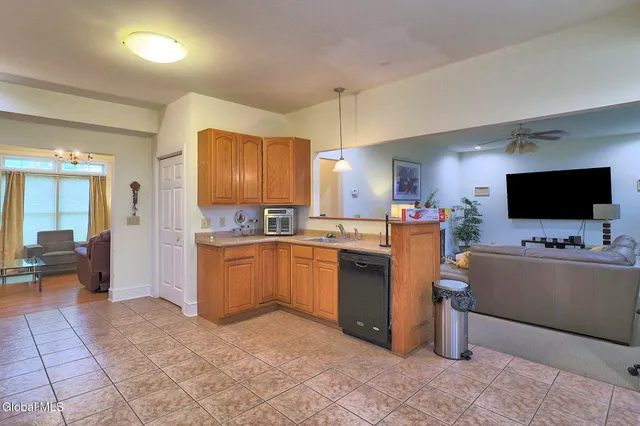 $180,000 | 19 Elm Street, Cohoes, NY 12047