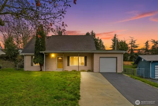 $575,000 | 26224 14th Place South, Des Moines, WA 98198