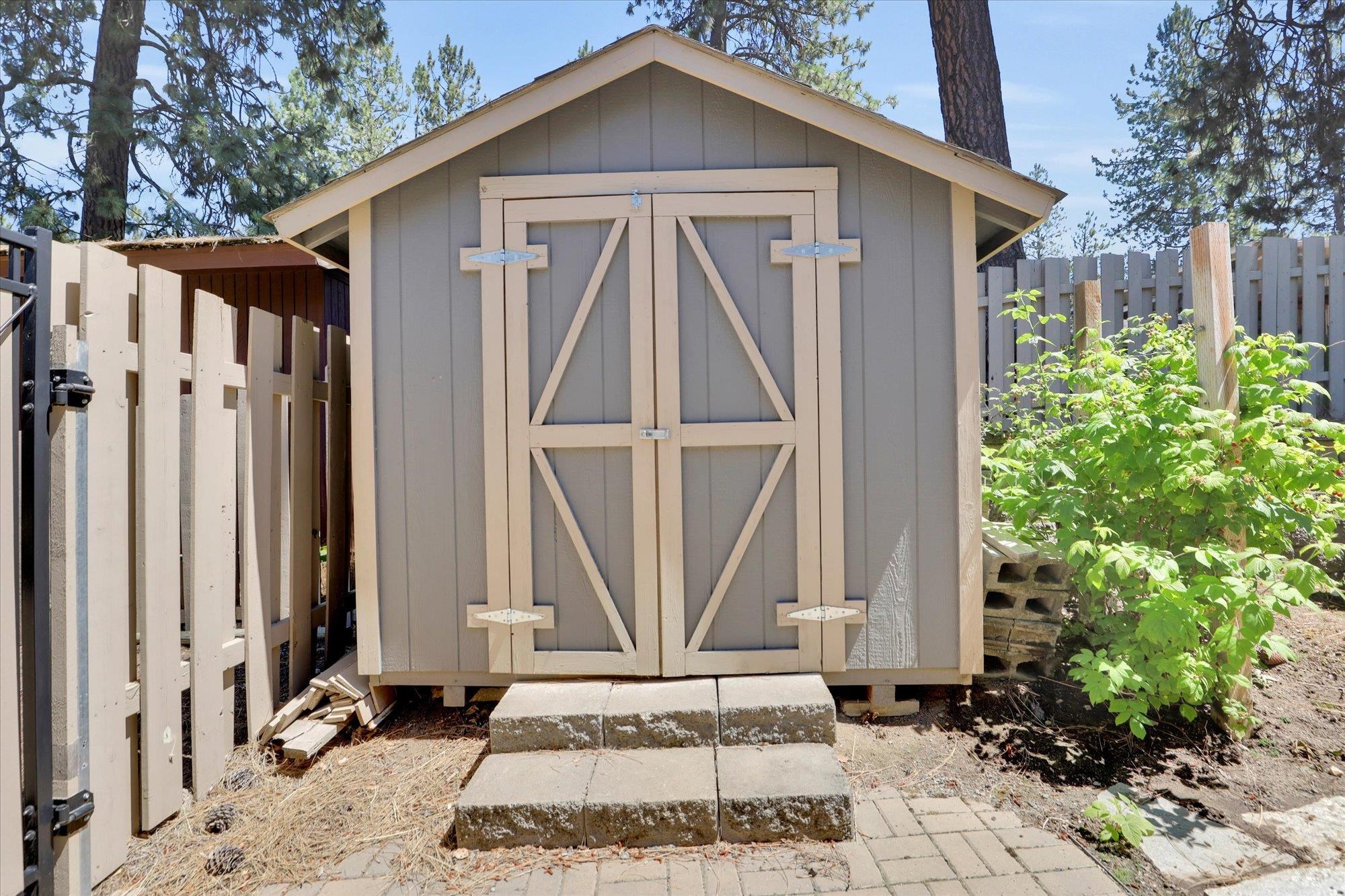 10612 East 46th Avenue Spokane Valley, WA 99206 - Photo 37 of 49