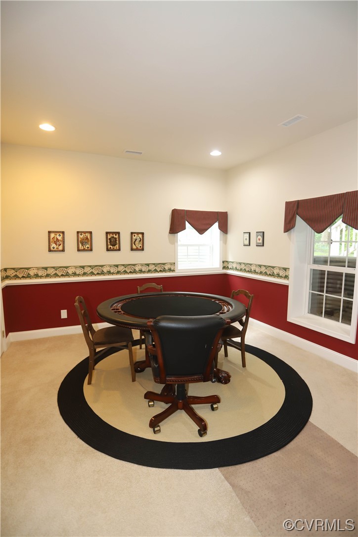 4748 Westhampton Williamsburg, VA 23188 - Photo 31 of 39 a room with furniture and window