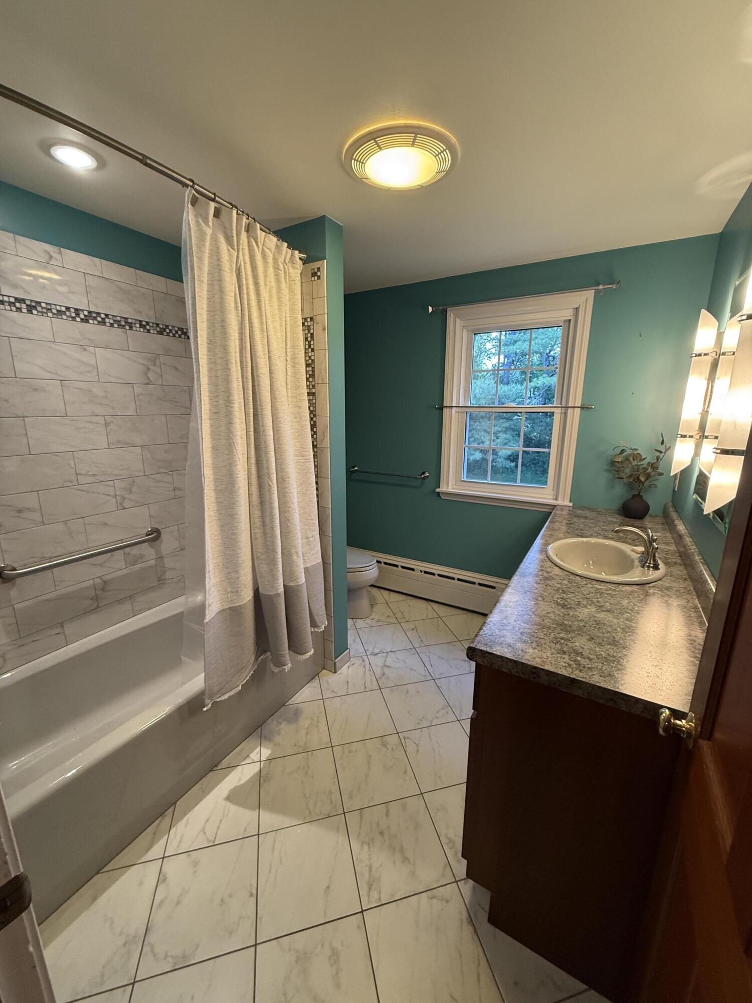36 Pinewood Drive Cumberland, ME 04021 - Photo 27 of 38 main bath