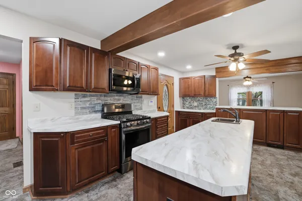 $405,000 | 24500 Jerkwater Road, Sheridan, IN 46069