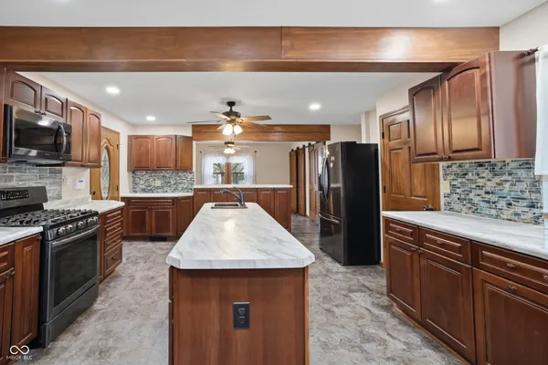 $405,000 | 24500 Jerkwater Road, Sheridan, IN 46069