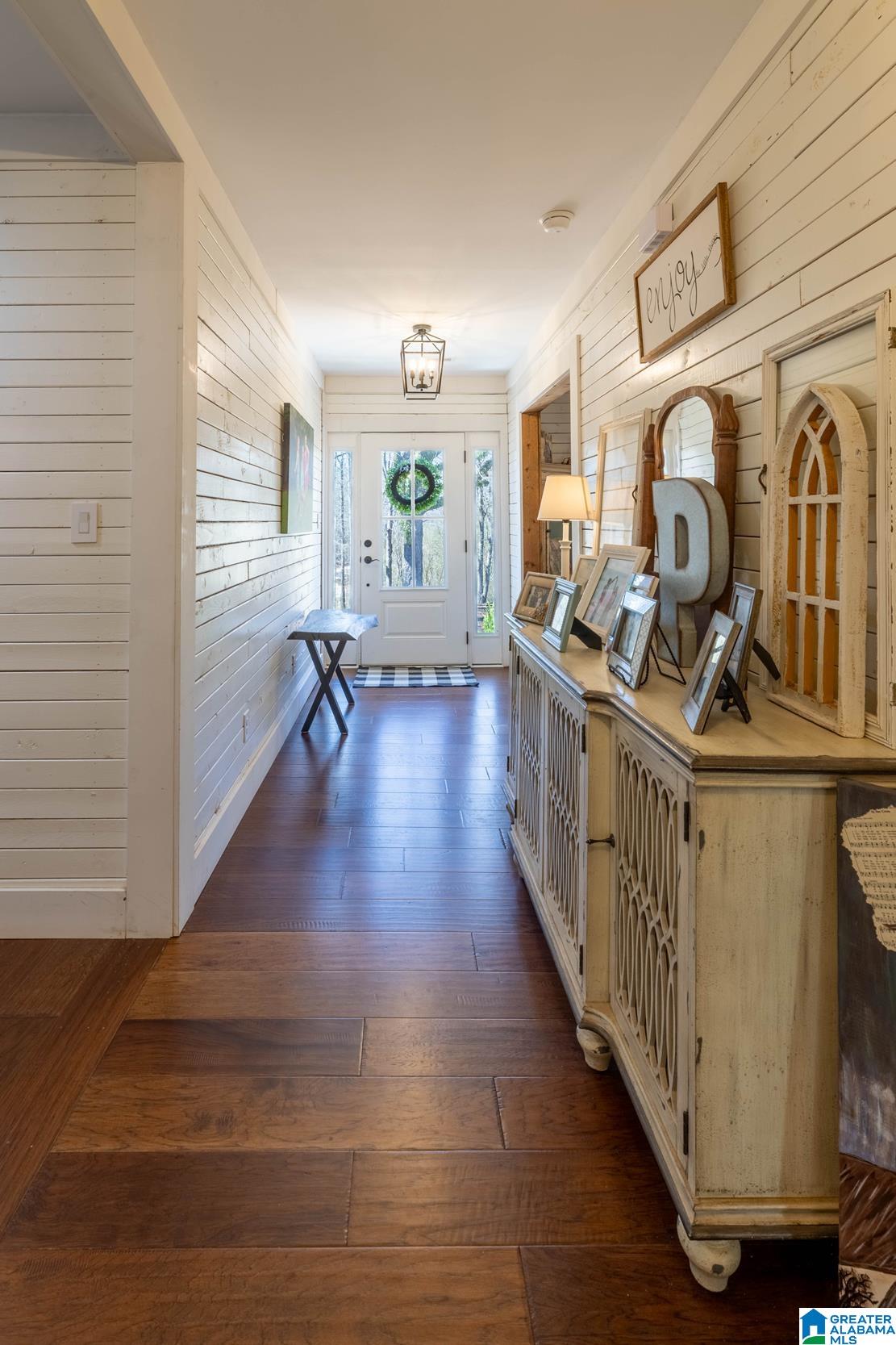 1240 Earl Roberts Road Anniston, AL 36207 - Photo 16 of 48 Gallery Image 16