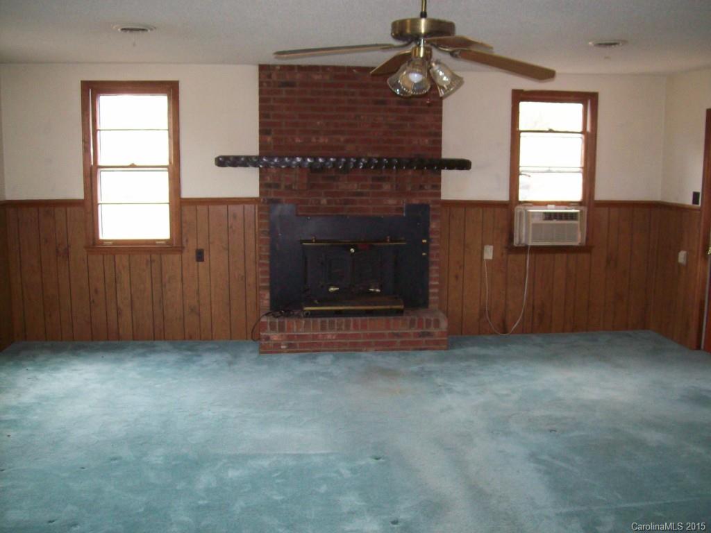 3089 Chapel Hill Road Rock Hill, SC 29732 - Photo 3 of 12 Gallery Image 3