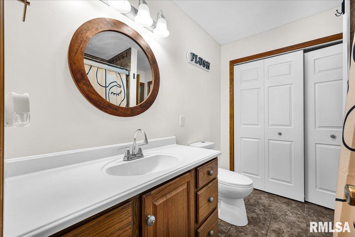 9517 West Whittingham Point Mapleton, IL 61547 - Photo 30 of 61