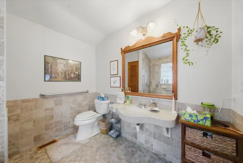$600,000 | 330 Ferndale Avenue, Elmhurst, IL 60126