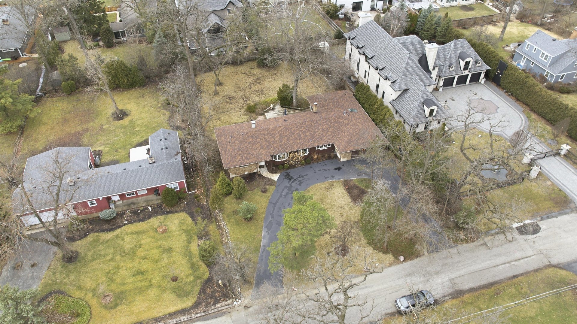330 Ferndale Avenue Elmhurst, IL 60126 - Photo 25 of 36 an aerial view of residential house with outdoor space